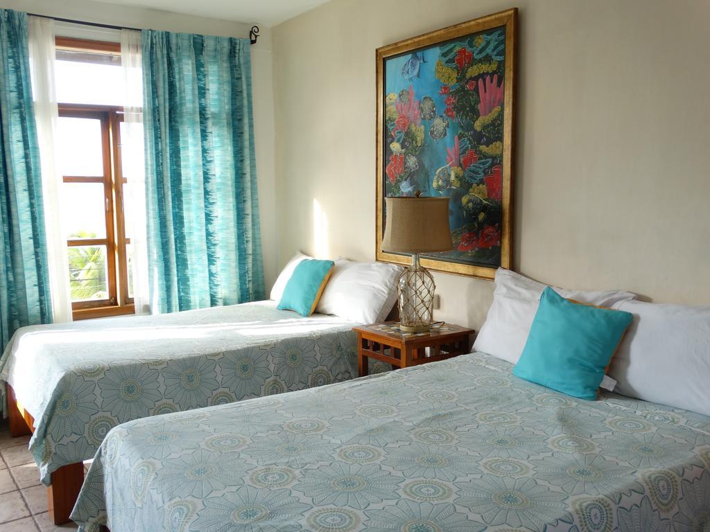Hotel Y Restaurante Cesar Mariscos Tela Δωμάτιο φωτογραφία
